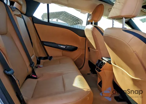 2023 Lexus Rz 450E z USA, uszkodzony, nr VIN JTJAAAAB3PA005444